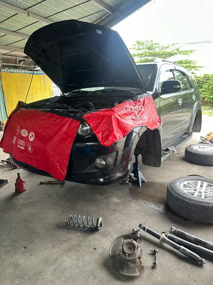 GARAGEOTOTHAONGUYEN.COM
